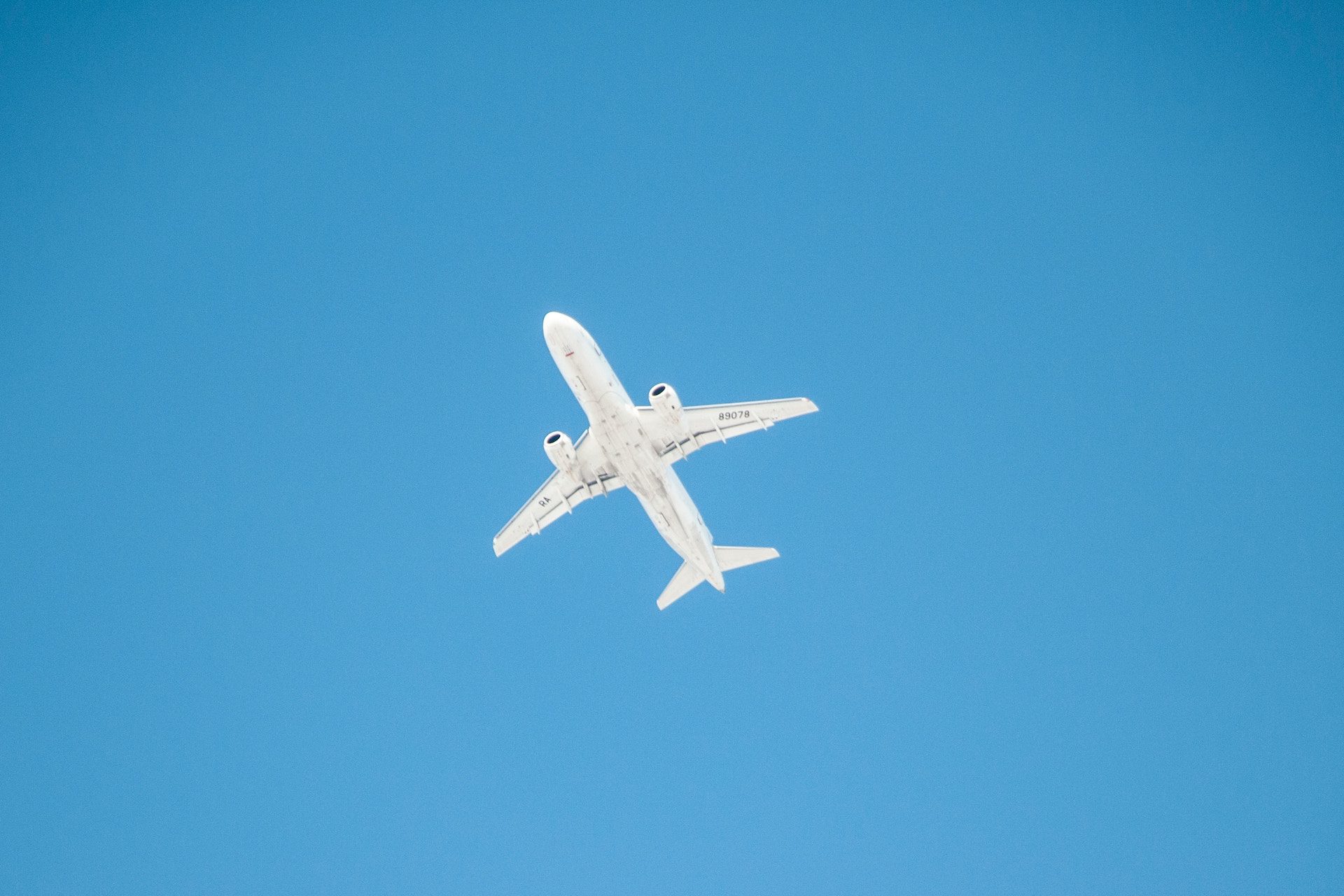aeroplane flying through the sky